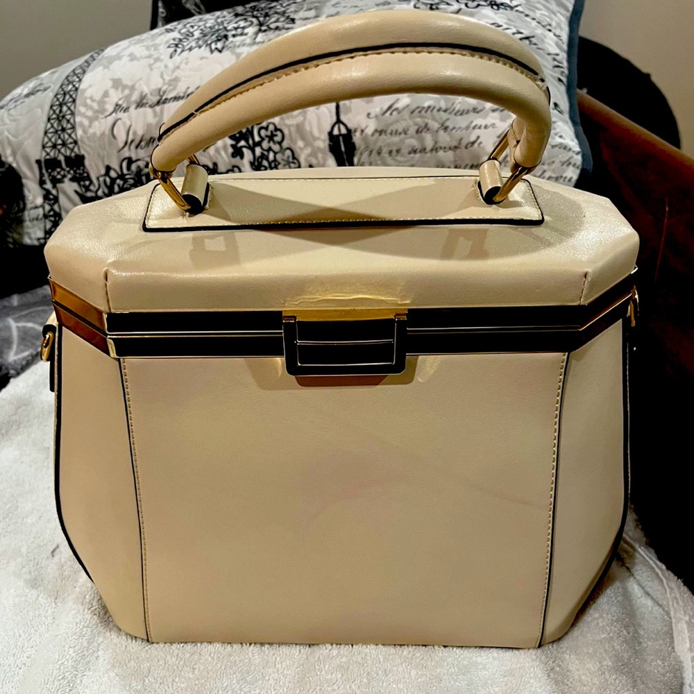 Vintage clutch bag.